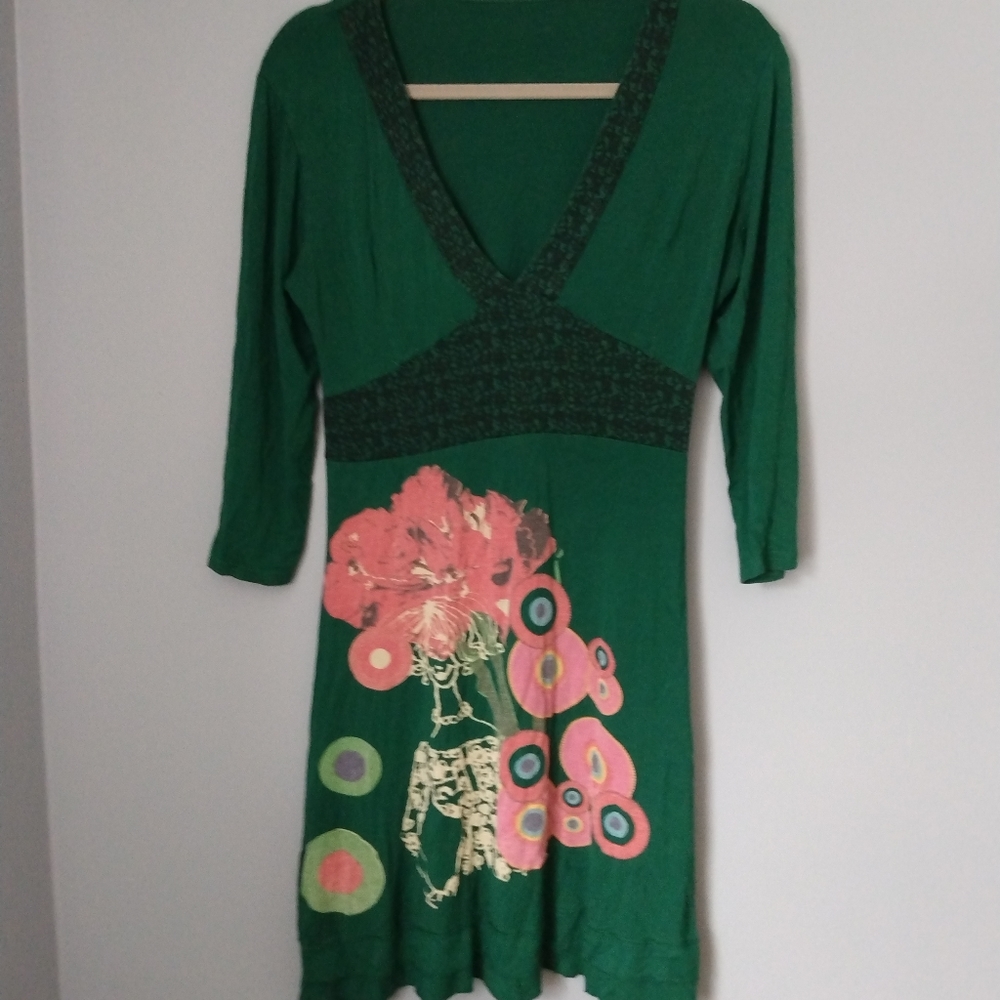 Green Flowery Modern Easy Midi Dress Size Large Stretchy 3/4 Sleeve
